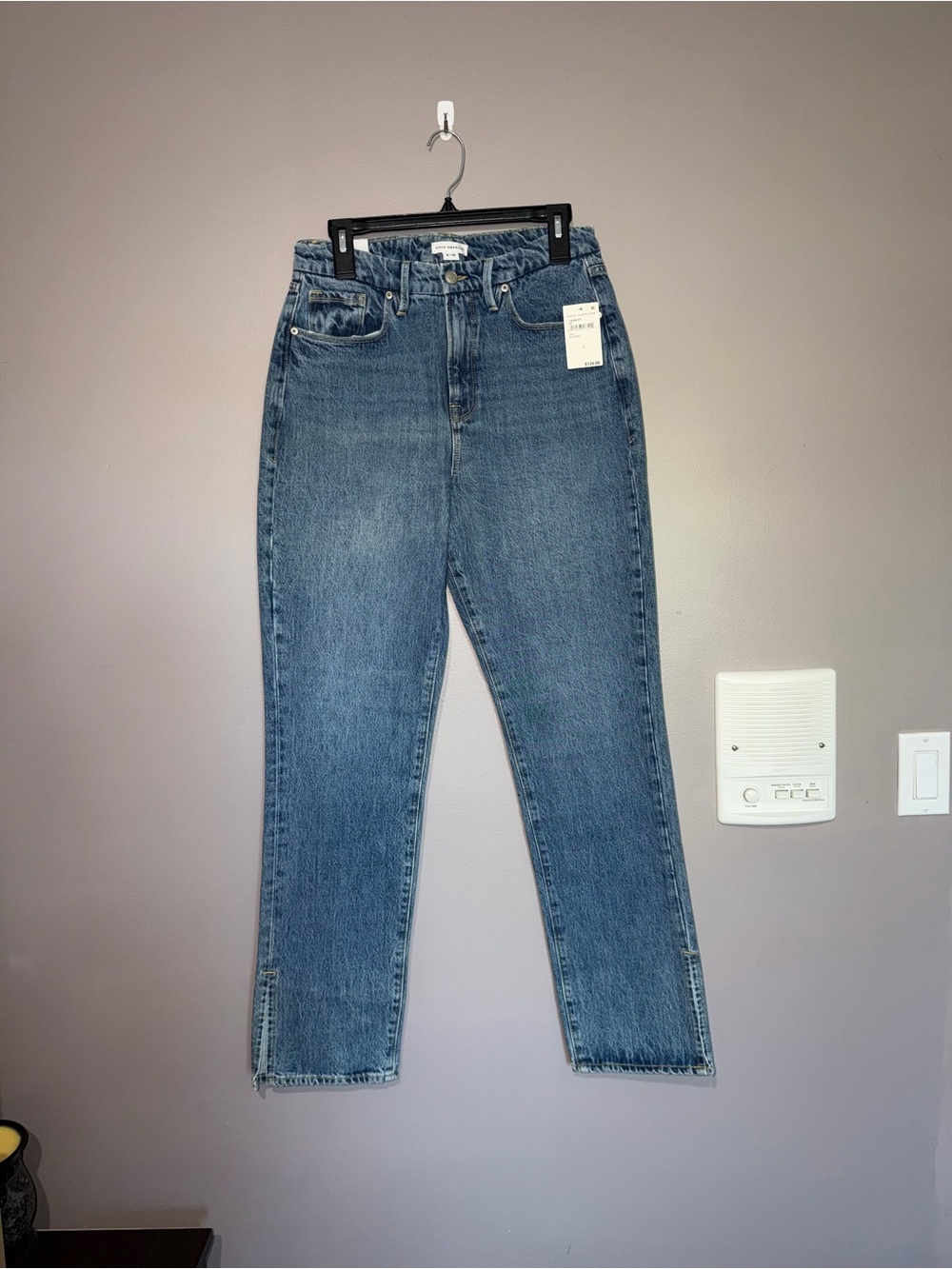 Good American Mid-Wash Straight Leg Jeans - slit bottoms